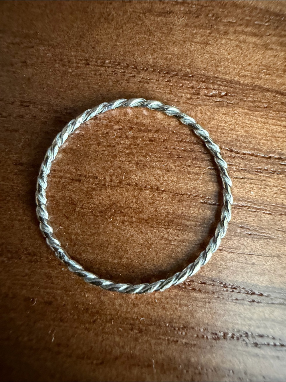 Aurate 14K White Gold Stackable Twist Ring – Size 6
